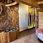 La Maisonette 1878 Guest house